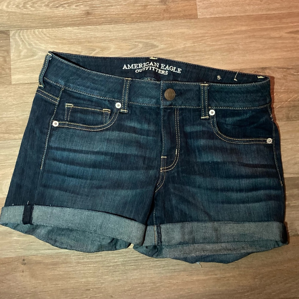 American eagle dark denim jean shorts sz 8 M